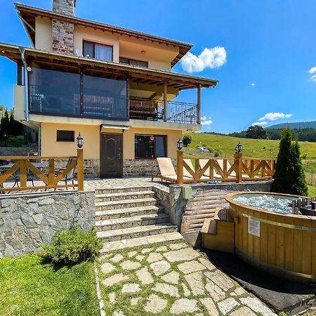 Divna Guest House Dospat Exterior foto